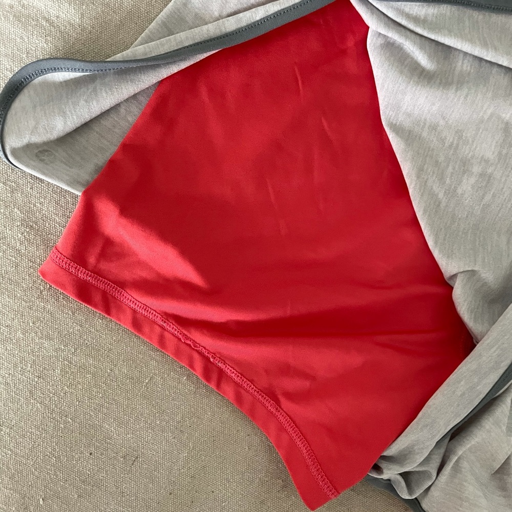 Shorts with spandex
